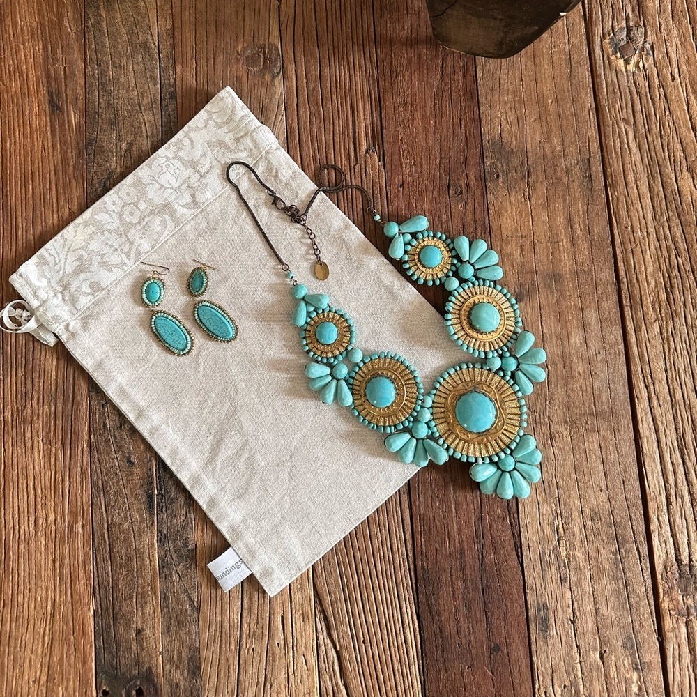 Southwestern Artisanal Desert Flower Wired Turquoise Necklace and Earrings